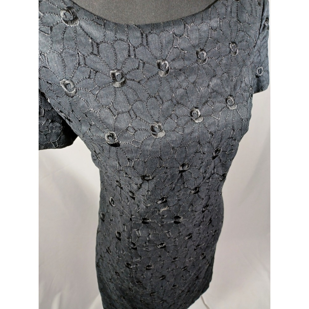 Talbots Size 6 Classic Black Lace Sheath Dress Short Sleeve V Neck Knee Length - Picture 2 of 5